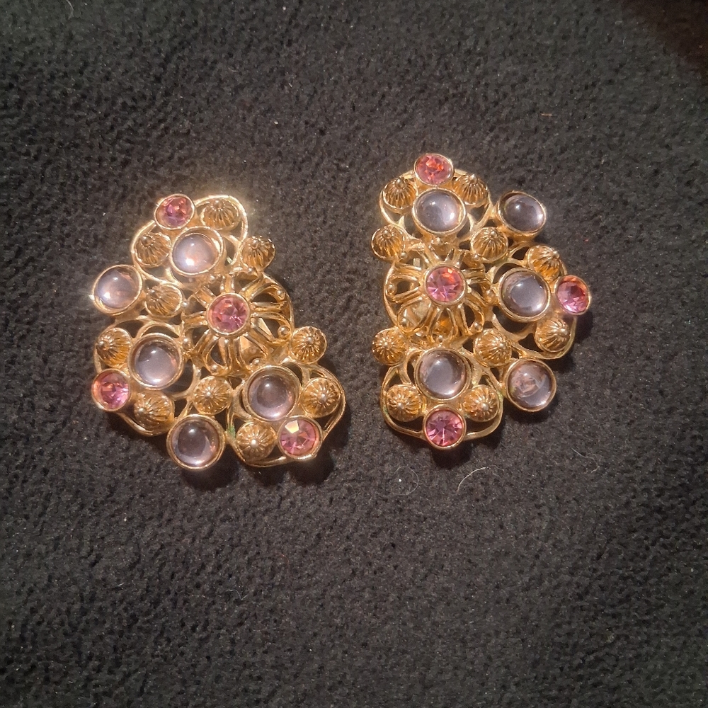 ELEGANT AND SPARKLY "JOSE BARRERA" FOR AVON CLIP EARRINGS.